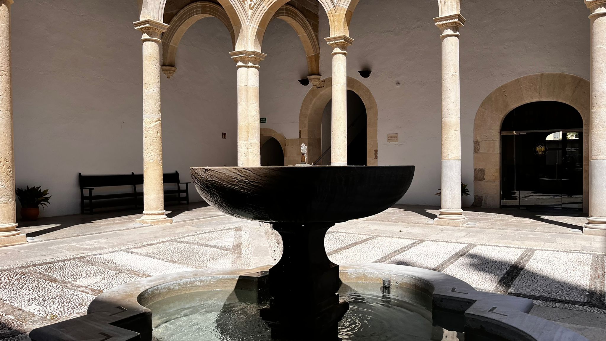 patio de la capilla Patio de la capilla